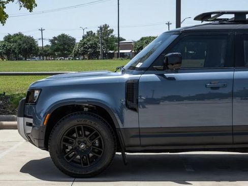 Used 2021 Land Rover Defender 110 AWD/4WD image 12