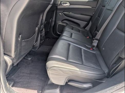 Used 2017 Jeep Grand Cherokee Summit AWD/4WD image 10