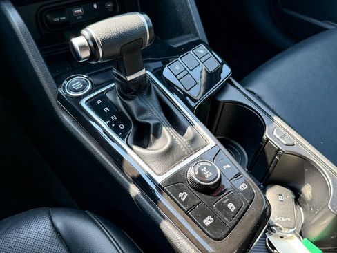 Certified 2023 Kia Sportage X-Line w/ X-Line Premium Package AWD/4WD image 24
