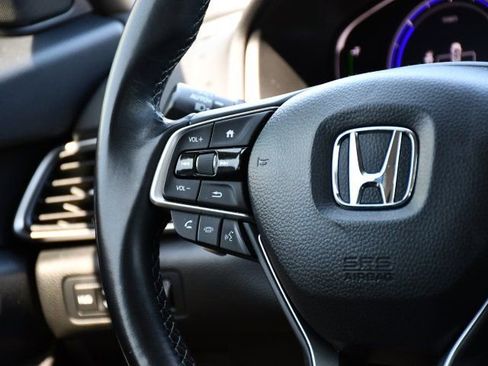 Used 2021 Honda Accord Touring image 28