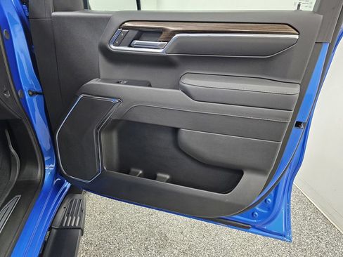 Used 2025 Chevrolet Silverado 1500 LT w/ Protection Package AWD/4WD image 25