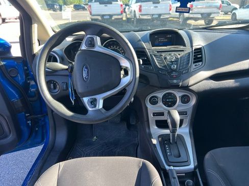 Used 2019 Ford Fiesta SE w/ Cold Weather Package FWD image 19