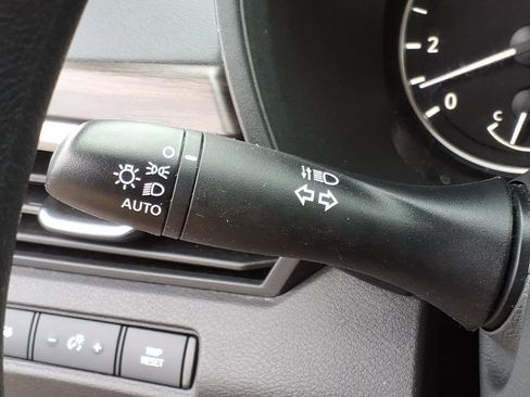 Certified 2024 Nissan Altima 2.5 SV image 23