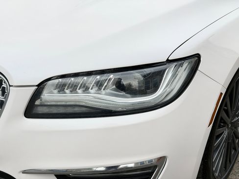 Used 2017 Lincoln MKZ Reserve w/ Climate Package image 9