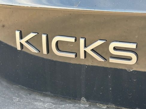 New 2026 Nissan Kicks SR FWD image 44