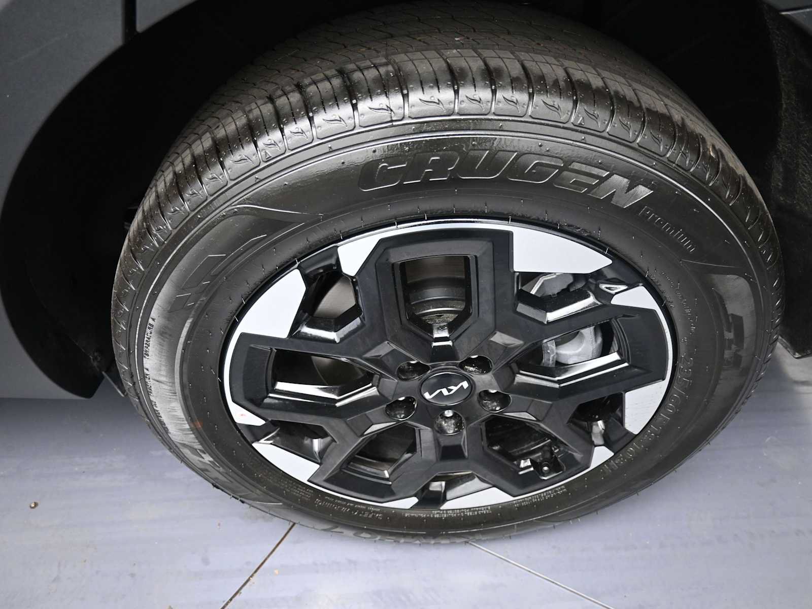 Used 2025 Kia Sorento S AWD/4WD image 15