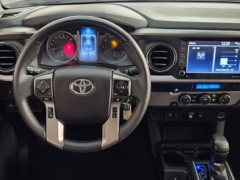 Used 2021 Toyota Tacoma SR5 RWD image 25