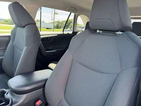 Certified 2023 Toyota RAV4 LE AWD/4WD image 27