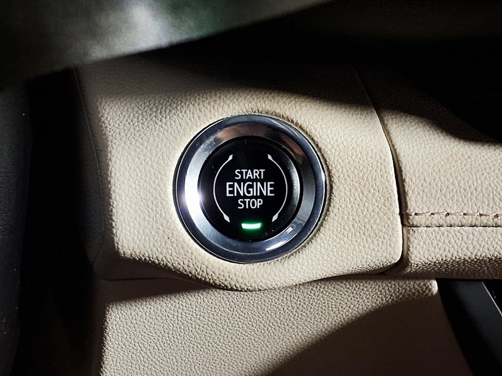 Used 2023 Buick Envision Preferred AWD/4WD image 16