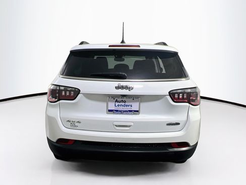 Used 2022 Jeep Compass Latitude w/ Convenience Group AWD/4WD image 6