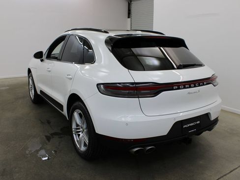 Certified 2021 Porsche Macan S AWD/4WD image 3