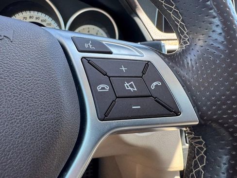Used 2016 Mercedes-Benz E 350 4MATIC Sedan image 18