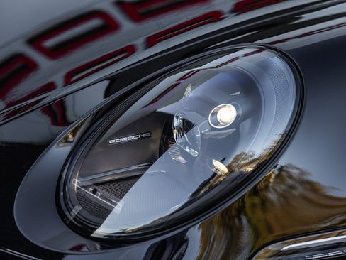 Used 2022 Porsche 911 GT3 image 25