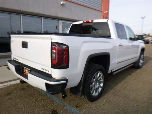 Used 2017 GMC Sierra 1500 Denali image 3