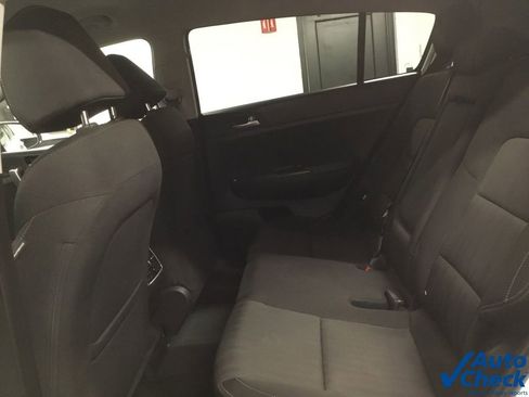 Used 2021 Kia Sportage LX image 28