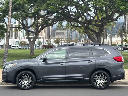 Used 2020 Subaru Ascent Limited w/ Technology Package AWD/4WD image 2