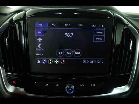 Used 2023 Chevrolet Traverse LT image 25