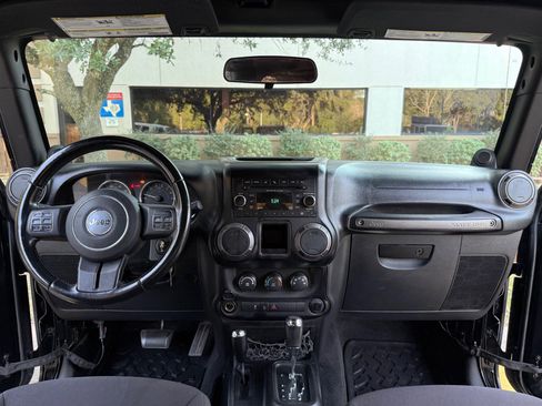 Used 2013 Jeep Wrangler Sport w/ Connectivity Group image 19