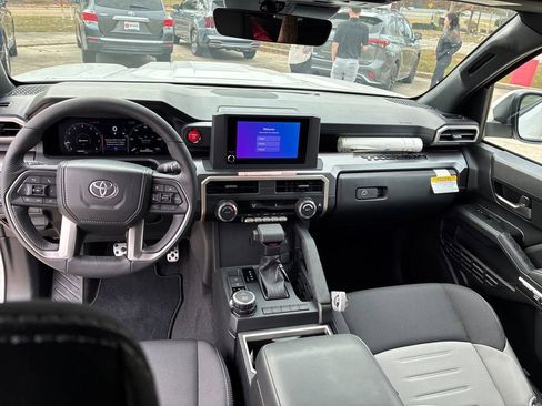 New 2025 Toyota Tacoma TRD Sport image 17