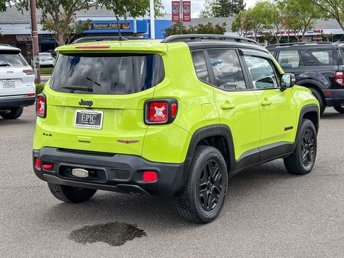 Used 2018 Jeep Renegade Trailhawk image 4