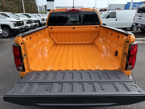 Used 2026 Chevrolet Colorado Z71 AWD/4WD image 33