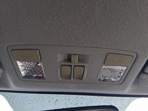 Used 2011 MAZDA CX-7 i Touring image 14