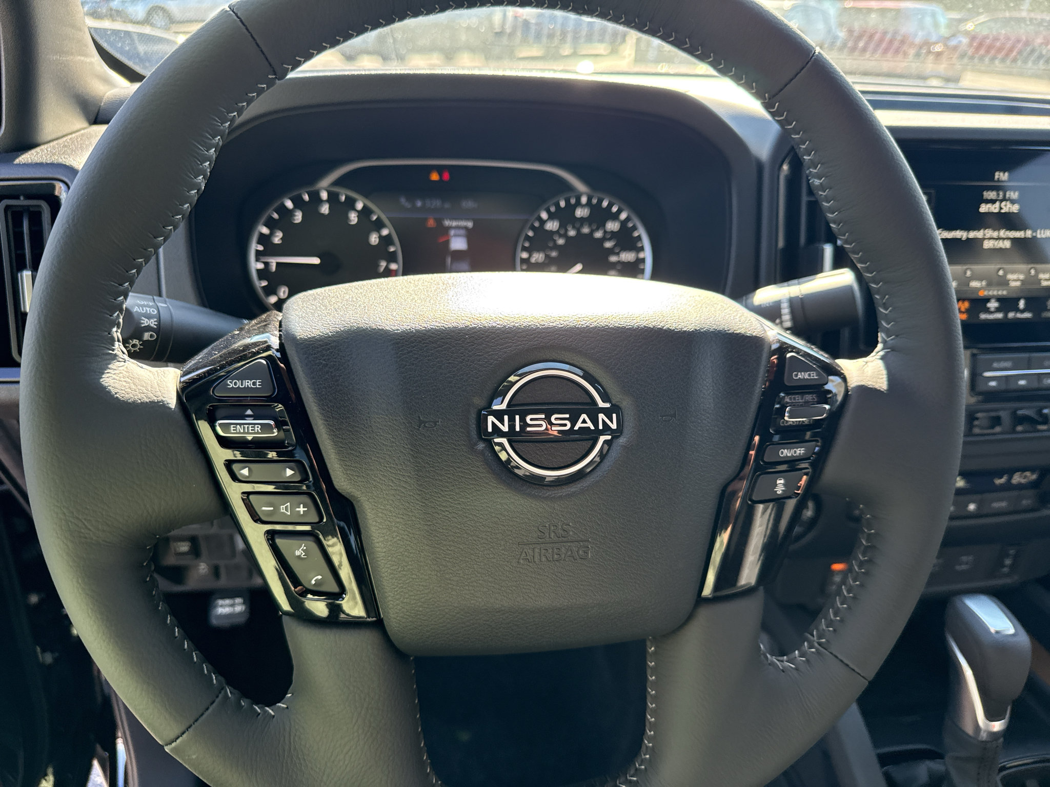 New 2027 Nissan Frontier SV w/ SV Convenience Package AWD/4WD image 5