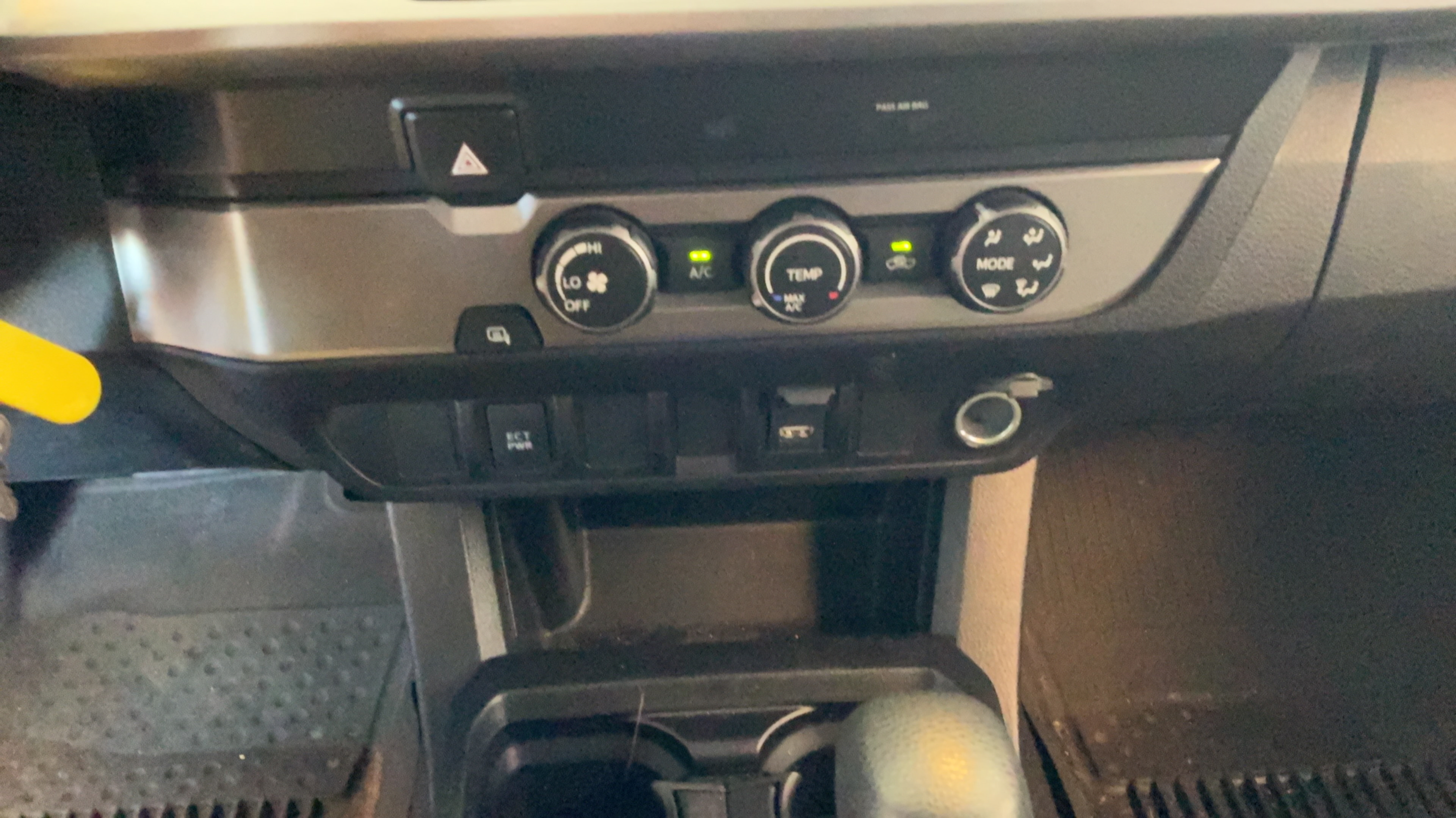 Used 2021 Toyota Tacoma SR5 RWD image 16