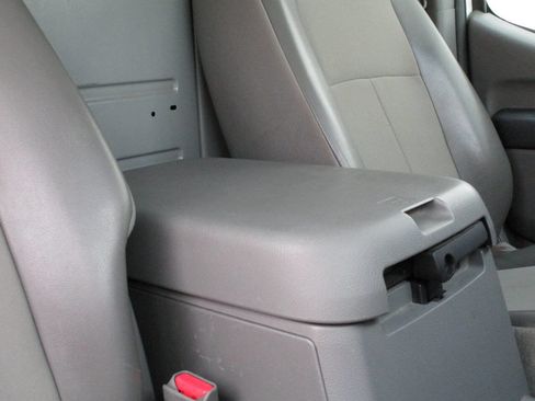 Used 2016 Nissan NV 2500 SV w/ Technology Package image 13