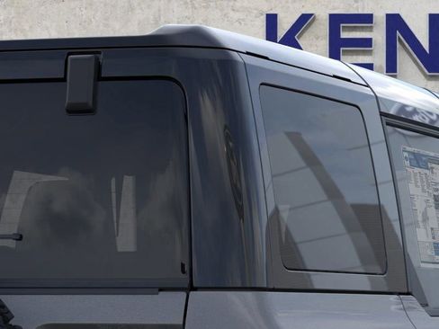 New 2025 Ford Bronco Badlands image 25