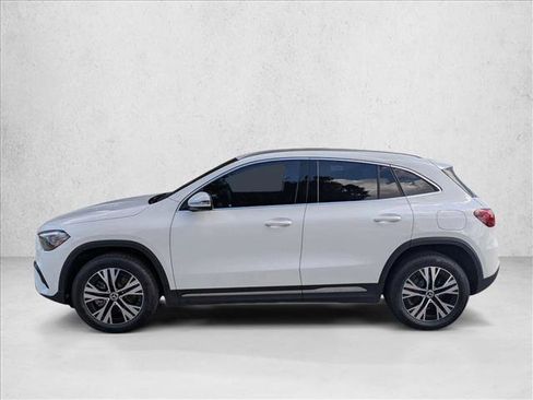 Certified 2026 Mercedes-Benz GLA 250 image 9