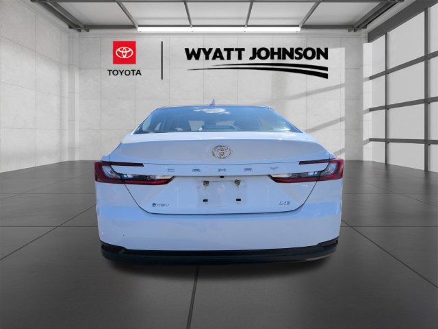 Certified 2025 Toyota Camry LE FWD image 4