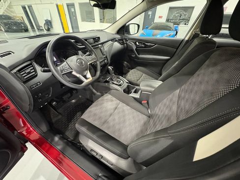 Used 2019 Nissan Rogue Sport SV AWD/4WD image 10