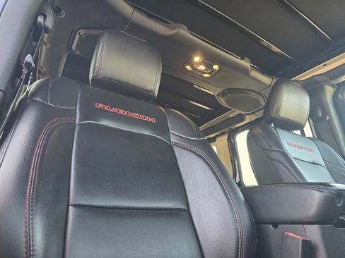 Used 2019 Jeep Wrangler Unlimited Rubicon AWD/4WD image 25