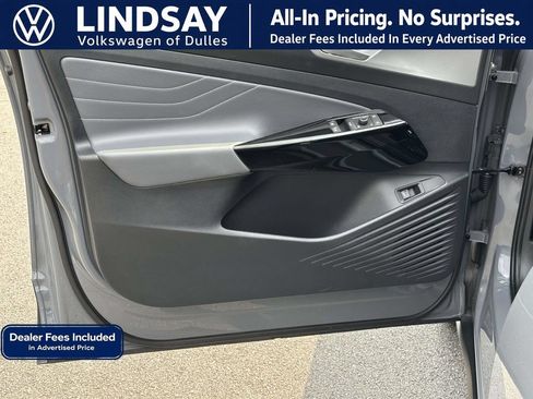 Used 2023 Volkswagen ID.4 Pro S AWD/4WD image 9