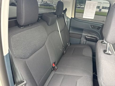 Used 2025 Ford Maverick XL w/ Equipment Group 102A AWD/4WD image 18