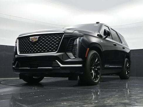 Used 2025 Cadillac Escalade Premium Luxury w/ Touring Package AWD/4WD image 46