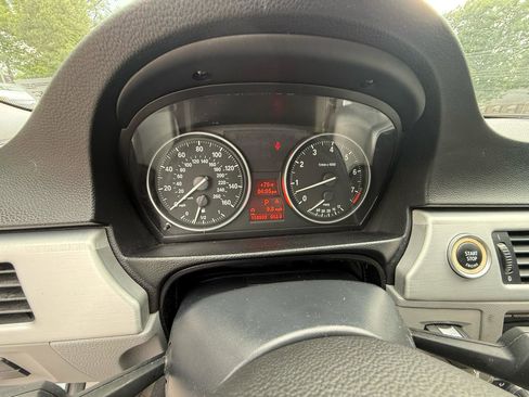 Used 2011 BMW 328i Sedan RWD image 11