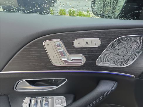Used 2025 Mercedes-Benz GLE 350 4MATIC image 21