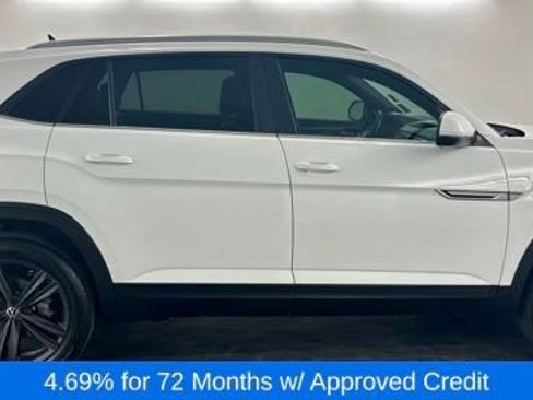 Used 2020 Volkswagen Atlas Cross Sport SE image 36