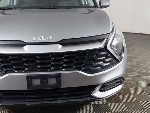 Used 2023 Kia Sportage LX image 13