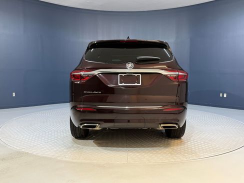 Used 2021 Buick Enclave Avenir w/ Avenir Technology Package image 10