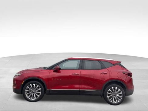 Used 2023 Chevrolet Blazer Premier w/ Driver Confidence II Package image 4