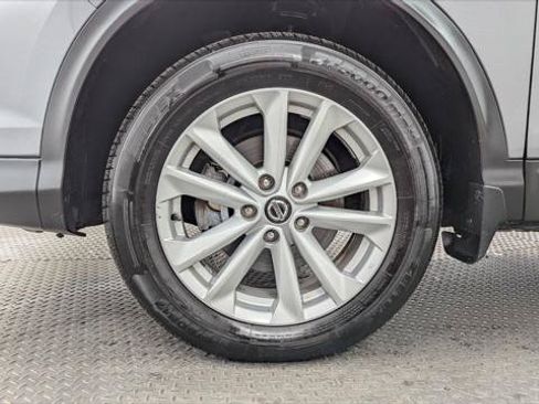 Used 2019 Nissan Rogue Sport SV FWD image 29