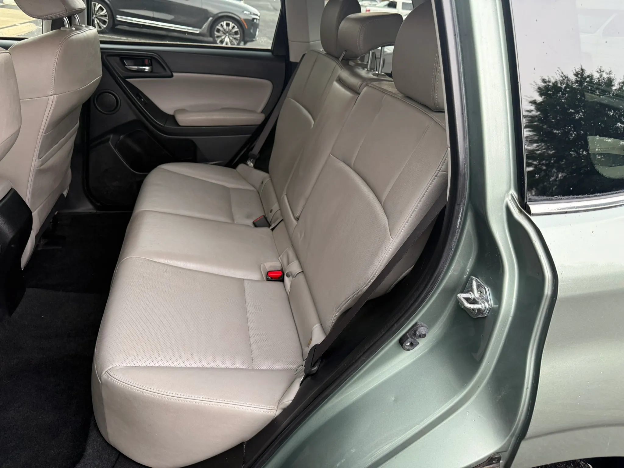 Used 2015 Subaru Forester 2.5i Touring w/ Eyesight & Navigation System AWD/4WD image 29
