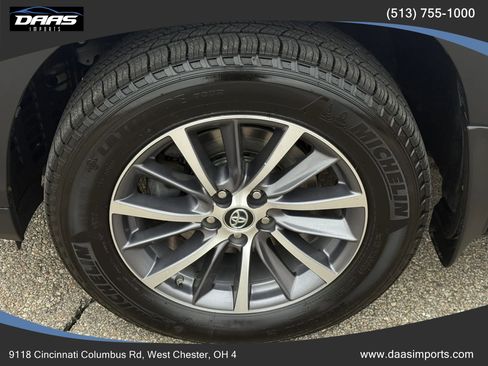 Used 2019 Toyota Highlander XLE image 58