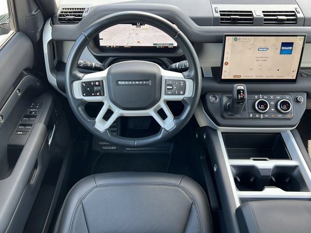 Used 2025 Land Rover Defender 110 S AWD/4WD image 15