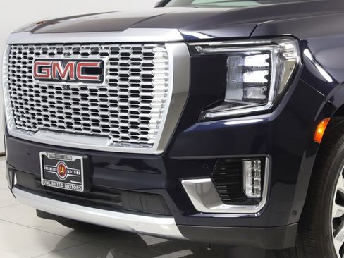 Used 2023 GMC Yukon XL Denali w/ Advanced Technology Package image 58