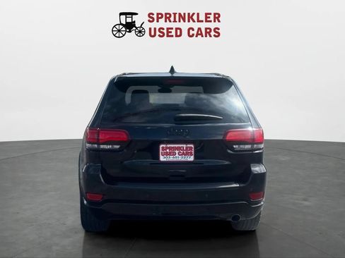 Used 2020 Jeep Grand Cherokee Altitude AWD/4WD image 5