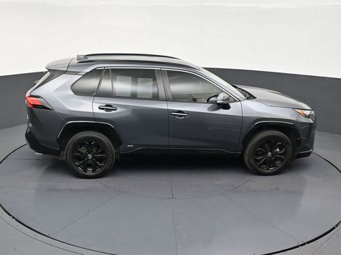 Used 2023 Toyota RAV4 SE AWD/4WD image 18